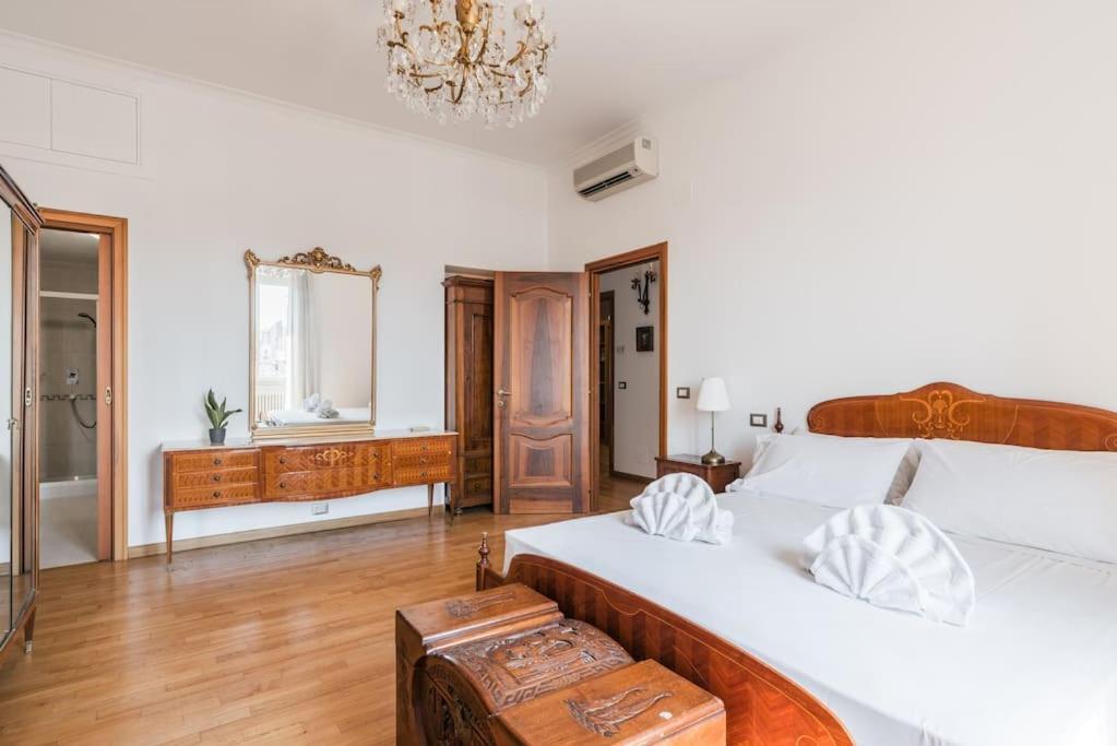 Apartment Charme E Lusso A San Pietro *